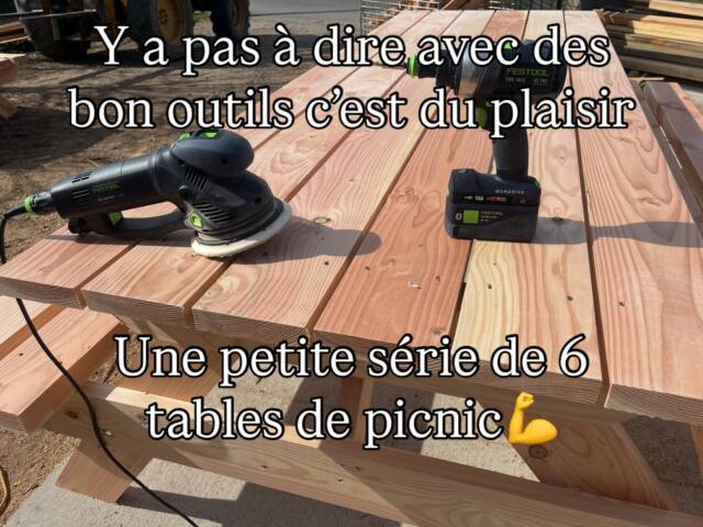 Fabrication d’une série de 6 table de picnic. 2 mètre, 1,8m 2,5m adapté PMR. En gros, fabriqué selon le besoin de chaque client.
Faire ce travail avec des bons outils comme une visseuse Festool et la ponceuse également de chez Festool…c’est que du bonheur! 
#mobilierextérieur #scierie #festool #tableexterieure #aveizieux